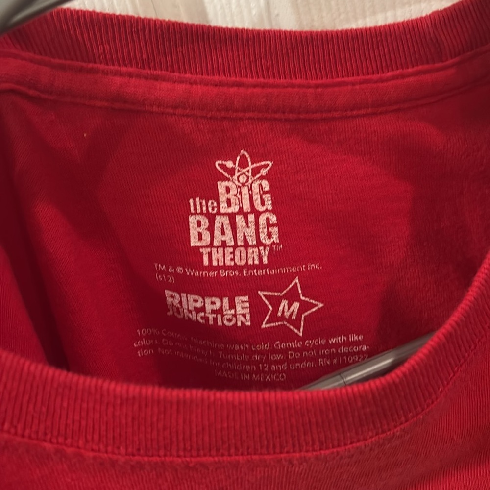 Bazinga T-shirt with detachable cape yellow - Picture 3 of 3